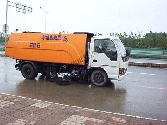 扫路车外壳.jpg